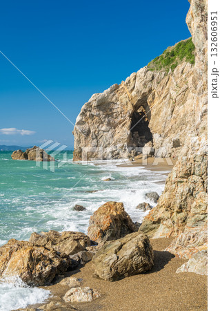 《愛知県》日出の石門の海岸線・伊良湖岬のビーチ 132606951