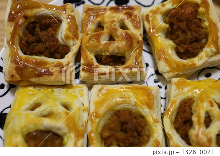 ハロウィンのジャック・オー・ランタン風ミートパイ 132610021