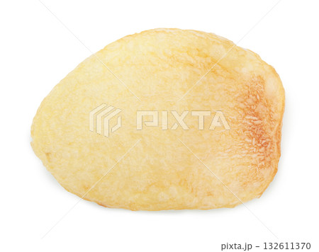 Single potato chip isolated on transparent background Single potato chip isolated on transparent background 132611370