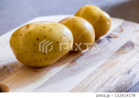 じゃがいも ジャガイモ 薯 132614176