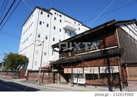 石川県の酒蔵　菊姫本社 132614988