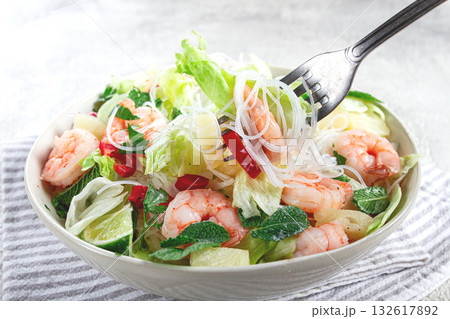 Thai salad with shrimp and rice noodles, pineapple slices, coriander and mint leaves, homemade , no people, Thai salad with shrimp and rice noodles, pineapple slices, coriander and mint leaves, homemade , no people, 132617892