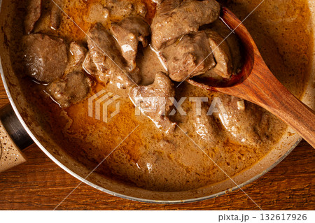 beef stroganoff, pan cooking, close-up, homemade, 132617926