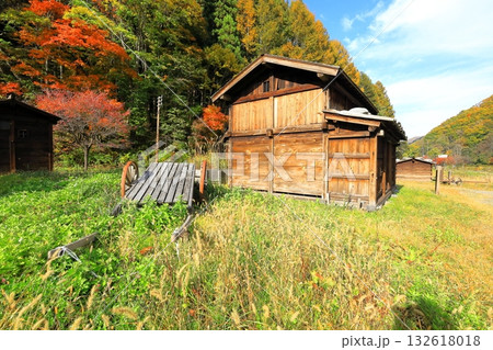 檜枝岐村の板倉/福島県南会津郡 檜枝岐村 檜枝岐村の板倉/福島県南会津郡 檜枝岐村 132618018