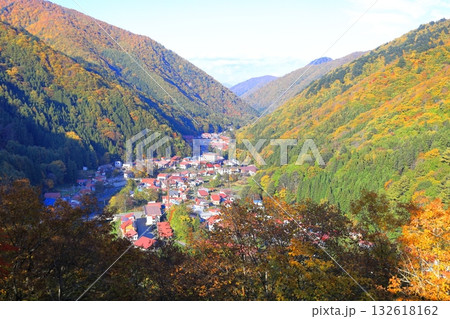 檜枝岐村/福島県南会津郡 中土合展望台より 檜枝岐村/福島県南会津郡 中土合展望台より 132618162