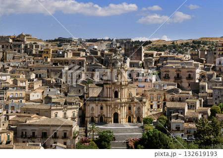 Duomo of San Giorgio in Modica, fine example of sicilian baroque art. Sicily, southern Italy. Modica , Ragusa Province Duomo of San Giorgio in Modica, fine example of sicilian baroque art. Sicily, southern Italy. Modica , Ragusa Province 132619193