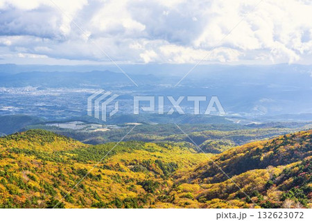 秋の磐梯吾妻スカイライン 紅葉 福島県福島市 秋の磐梯吾妻スカイライン 紅葉 福島県福島市 132623072
