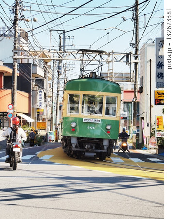 神奈川県 路面電車が走る街 10月 神奈川県 路面電車が走る街 10月 132623381