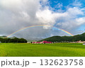 田園にかかる虹 132623758