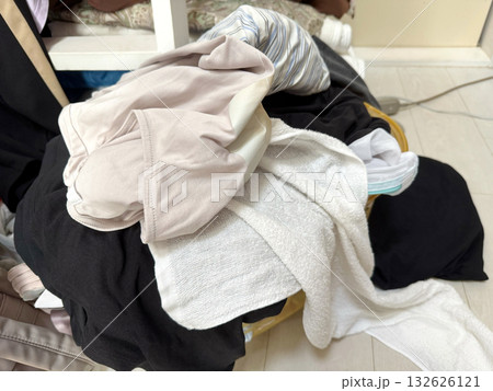 取り込んだ女性物の下着など 取り込んだ女性物の下着など 132626121