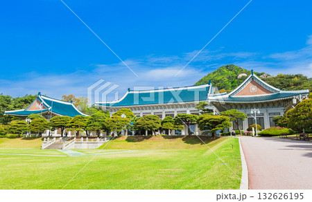 ソウル　韓国大統領府　青瓦台（チョンワデ） 132626195