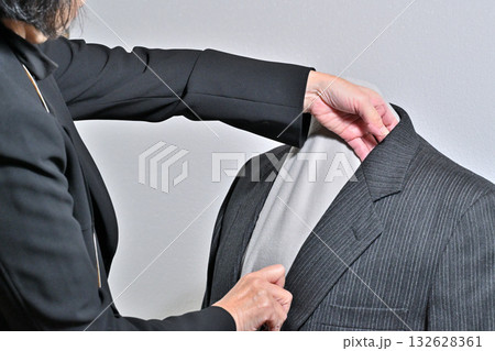 テーラー オーダーメイドスーツ 仕立て テーラー オーダーメイドスーツ 仕立て 132628361