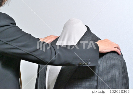 テーラー オーダーメイドスーツ 仕立て 132628363