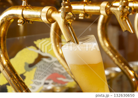 ビールサーバー 132630650