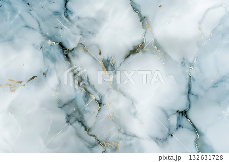 白と金の模様が美しい大理石テクスチャ（高級感ある天然素材） 132631728