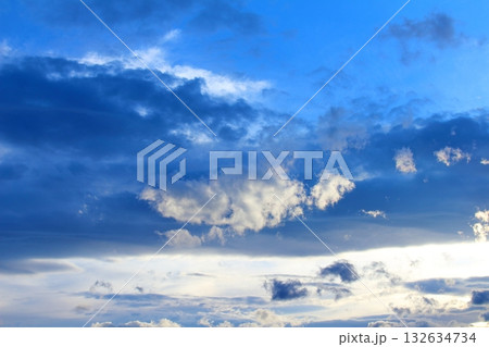空と雲とが織りなす色紙 信州の空と雲 空と雲とが織りなす色紙 信州の空と雲 132634734