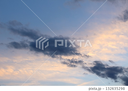 空と雲とが織りなす色紙 信州の空と雲 空と雲とが織りなす色紙 信州の空と雲 132635298