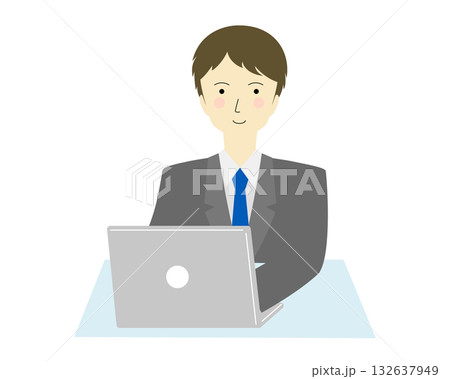 スーツを着てパソコン作業をする男性 スーツを着てパソコン作業をする男性 132637949