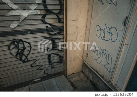 荒れた風景 132638204