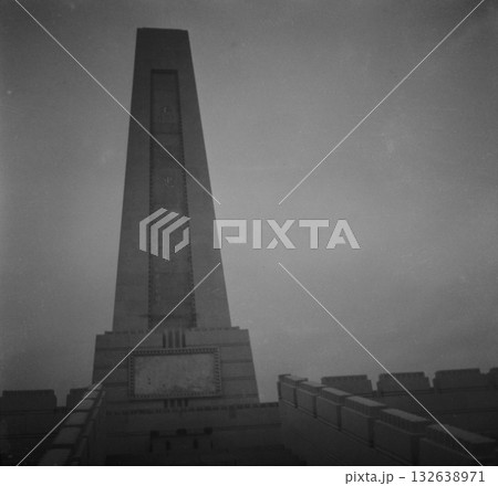 古写真 1939年 中華民国 上海市 日中戦争中の大場鎮表忠塔 古写真 1939年 中華民国 上海市 日中戦争中の大場鎮表忠塔 132638971