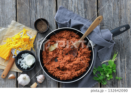slow cooked spicy beef ragu, cincinnati chili 132642090