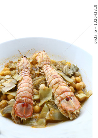 chickpeas cooked ready to eat with fish eggs quinoa or red pepper 132643819