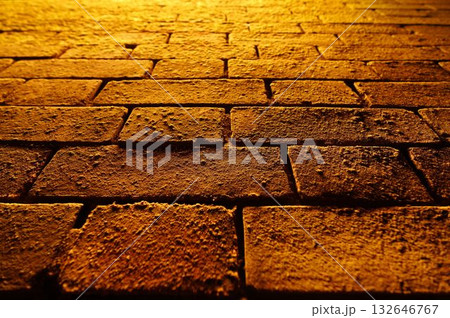 古いレンガの壁 132646767