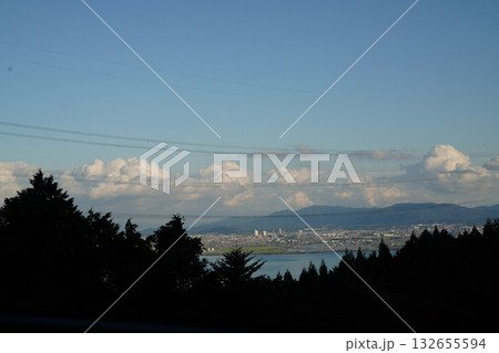比叡山山上から見た琵琶湖方面の風景 比叡山山上から見た琵琶湖方面の風景 132655594