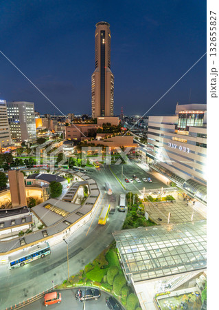 《静岡県》浜松駅の夜景・バスターミナルを見下ろす 132655827