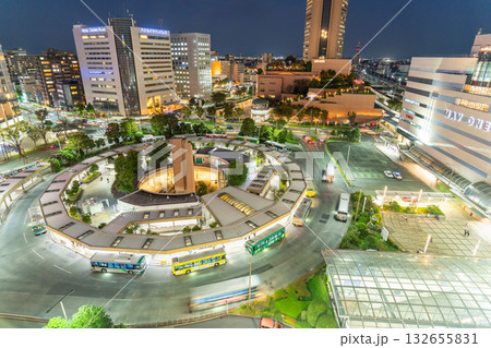 《静岡県》浜松駅の夜景・バスターミナルを見下ろす 132655831