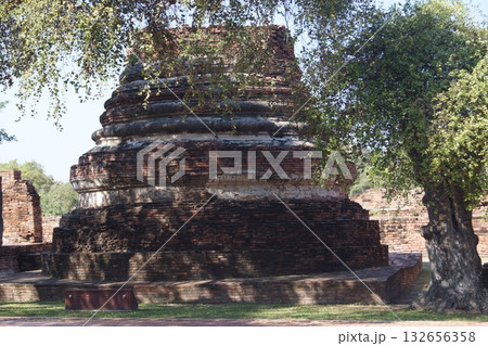 タイ アユタヤ  アユタヤ歴史公園 ワット･プラ･シーサンペットの仏塔 132656358