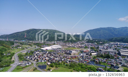 関ヶ原古戦場　笹尾山より家康本陣　国史跡　空撮 132656963