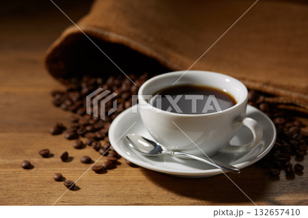 ホットコーヒー イメージ ホットコーヒー イメージ 132657410