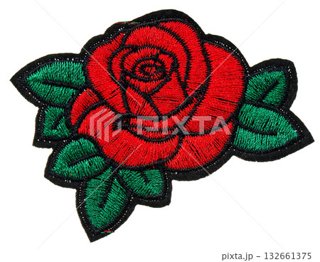 バラの刺繍ワッペン(白背景) バラの刺繍ワッペン(白背景) 132661375