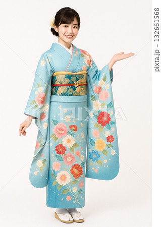 振袖を着た女性 132661568