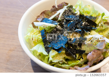 美味しい焼肉屋のチョレギサラダ 132663357