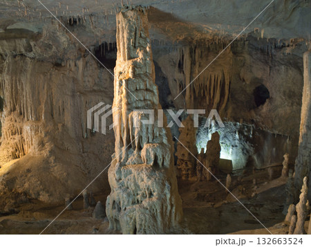 鍾乳洞 132663524