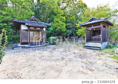 福岡県鞍手郡小竹町にある新山崎聖観音菩薩を祀るお堂 132664329