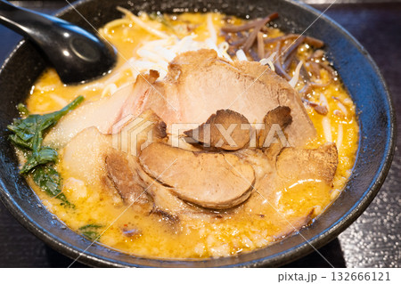 美味しい味噌ラーメン 132666121