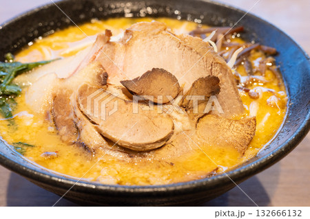 美味しい味噌ラーメン 132666132