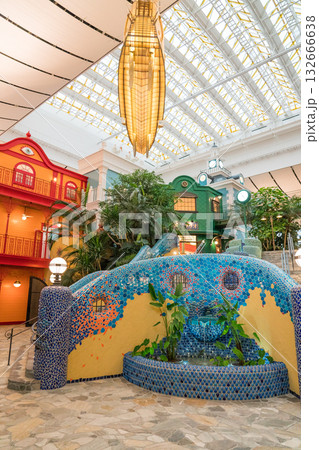 ジブリの大倉庫の風景 132666638