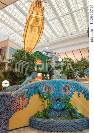 ジブリの大倉庫の風景 132666714