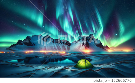 冬の雪山とオーロラが織りなす神秘的な夜の風景イラスト 冬の雪山とオーロラが織りなす神秘的な夜の風景イラスト 132666776