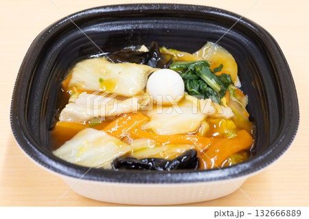 おいしいコンビニ弁当の中華丼弁当 おいしいコンビニ弁当の中華丼弁当 132666889