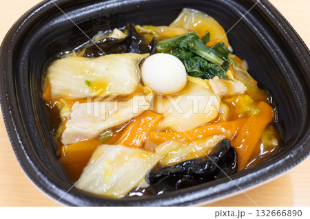 おいしいコンビニ弁当の中華丼弁当 132666890