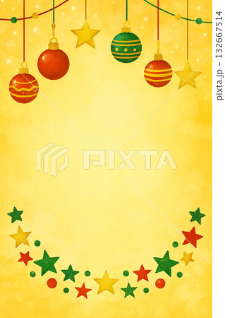 キラキラ輝く金色の背景とクリスマスオーナメント キラキラ輝く金色の背景とクリスマスオーナメント 132667514