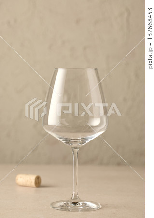 empty clean wine glass 132668453