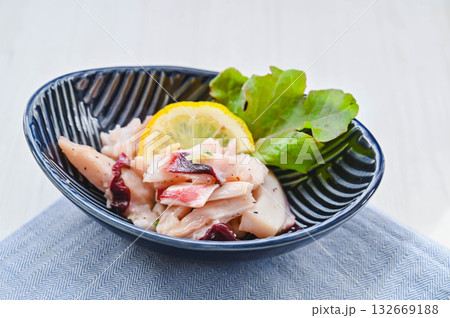 タコ頭のネギ塩和え タコ頭のネギ塩和え 132669188