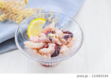 タコのねぎ塩和え タコのねぎ塩和え 132669189