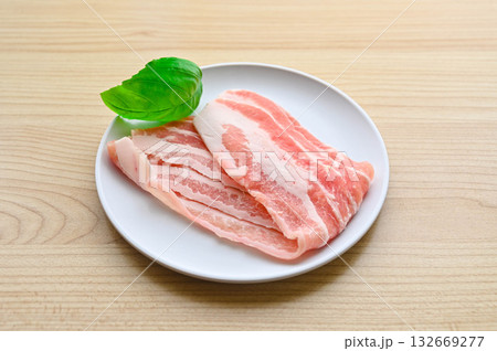 スペイン産 豚バラスライス スペイン産 豚バラスライス 132669277